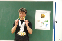 OLYMPUS DIGITAL CAMERA